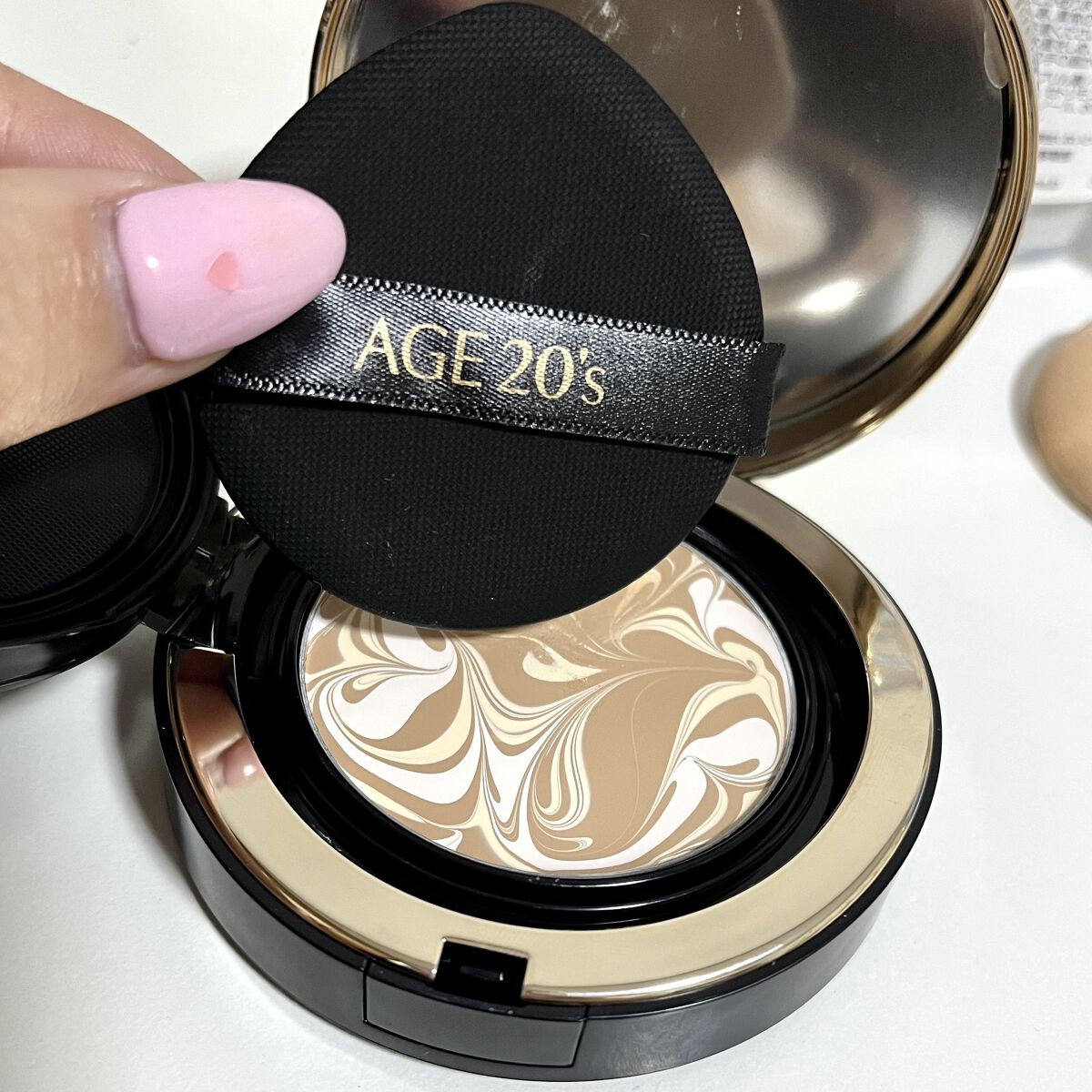SIGNATURE ESSENCE COVER PACT　/AGE20’s/クリーム・エマルジョンファンデーションを使ったクチコミ（3枚目）