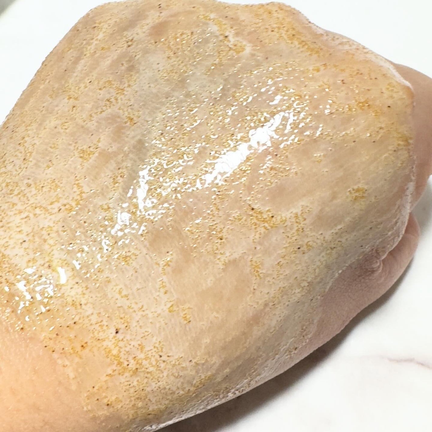 dakota on LIPS 「ボディスクラブ使用していますか?PLUからパフュームドシーソル..」(6枚目)