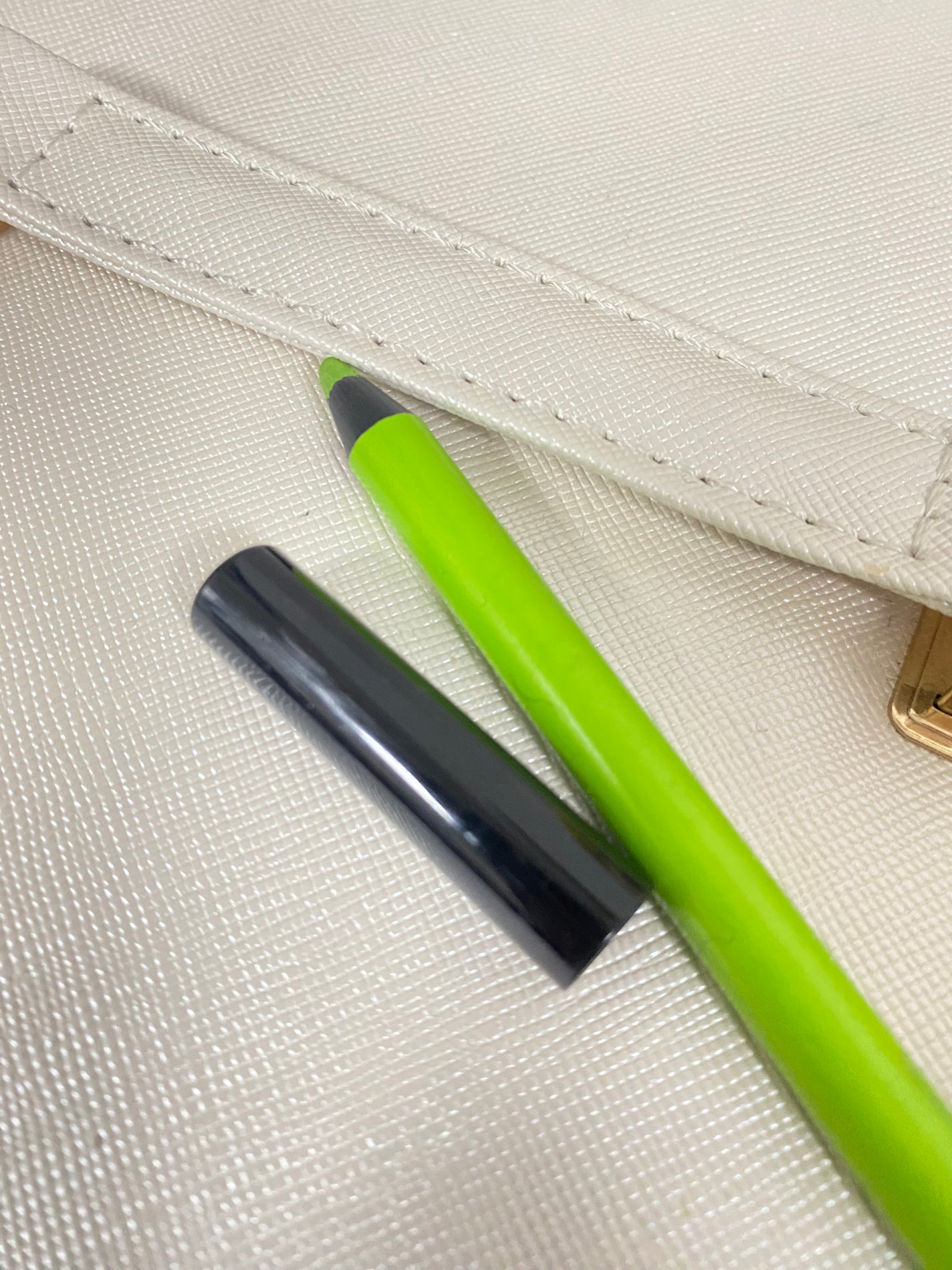 ヴィセ アヴァン リップ&アイカラー ペンシル/Visée/ペンシルアイライナーを使ったクチコミ(1枚目)