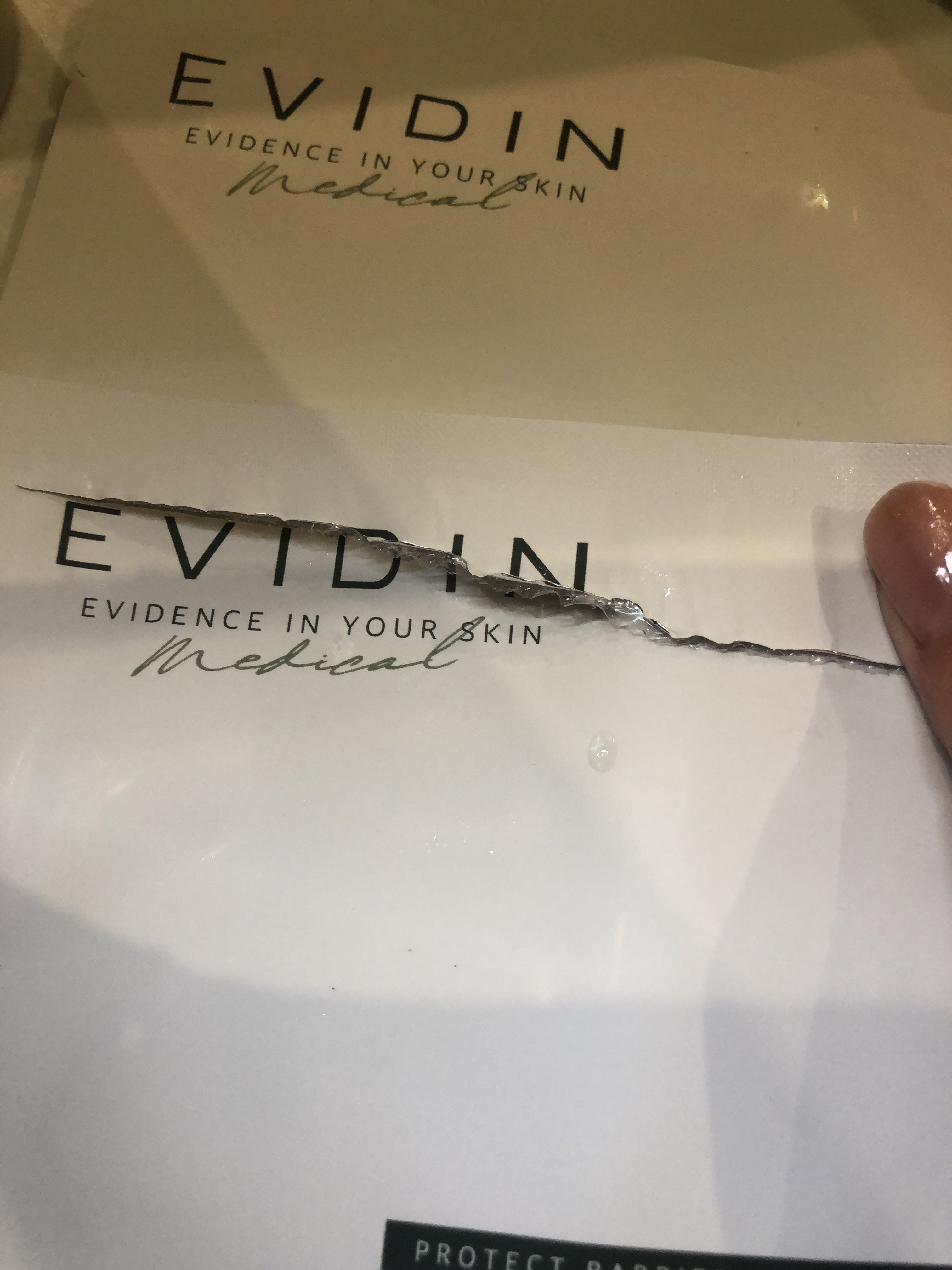 PROTECT BARRIER RENEWING MASK/EVIDIN/シートマスク・パックを使ったクチコミ（1枚目）