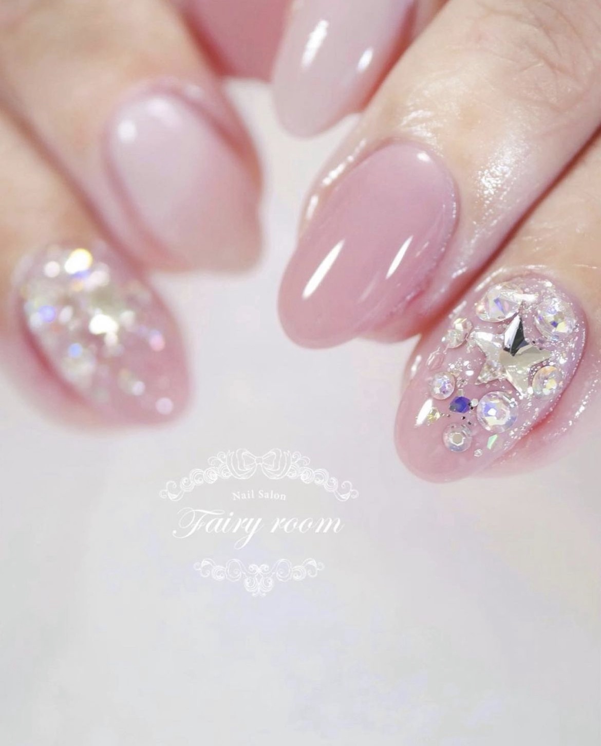 ⁡ ⁡ ⁡ 📷 @fairy.room 様 💅ご使用カラーS035.S036 ⁡ ⁡ ⁡ ⁡ ⁡ ラメ無しシアーカラーを2色合わせ💅💕 ⁡ 春になると桜🌸のデザインと合わせて 使っていたカラーを再現した色で 2色塗りがとってもおす
