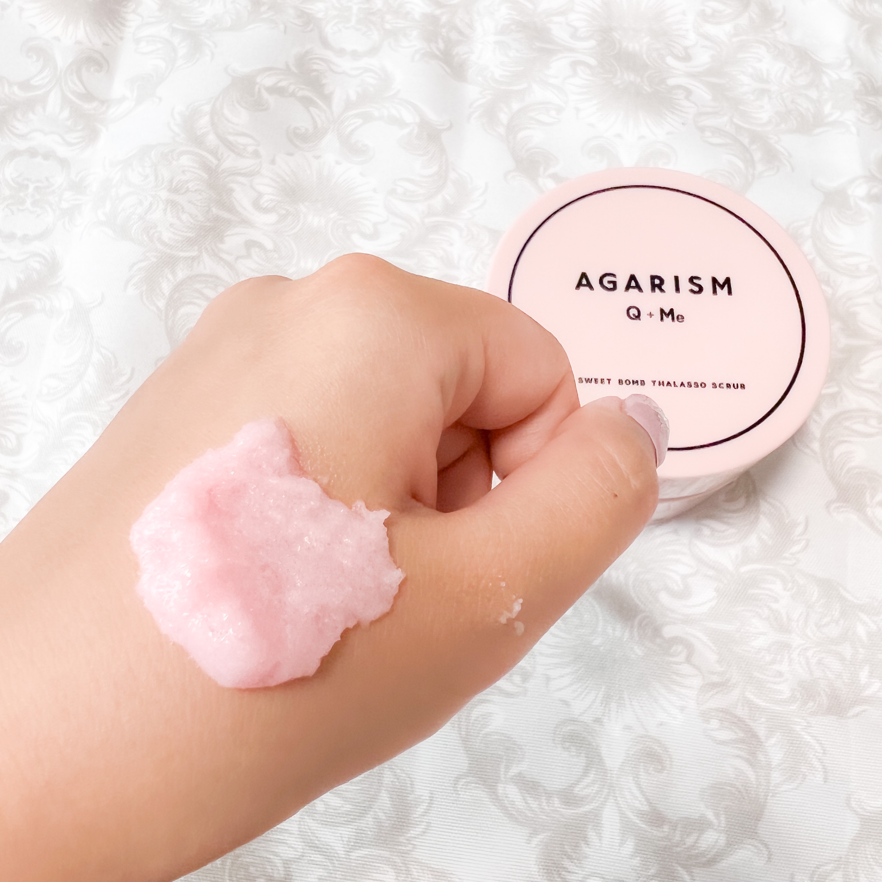 Q+Me スウィート ボム タラソ スクラブ/AGARISM/バストケア・ヒップケアを使ったクチコミ（2枚目）