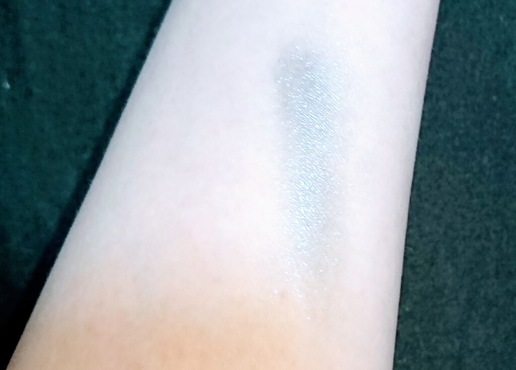 マルチグリッターカラー/ENBAN TOKYO/単色アイシャドウを使ったクチコミ(2枚目)