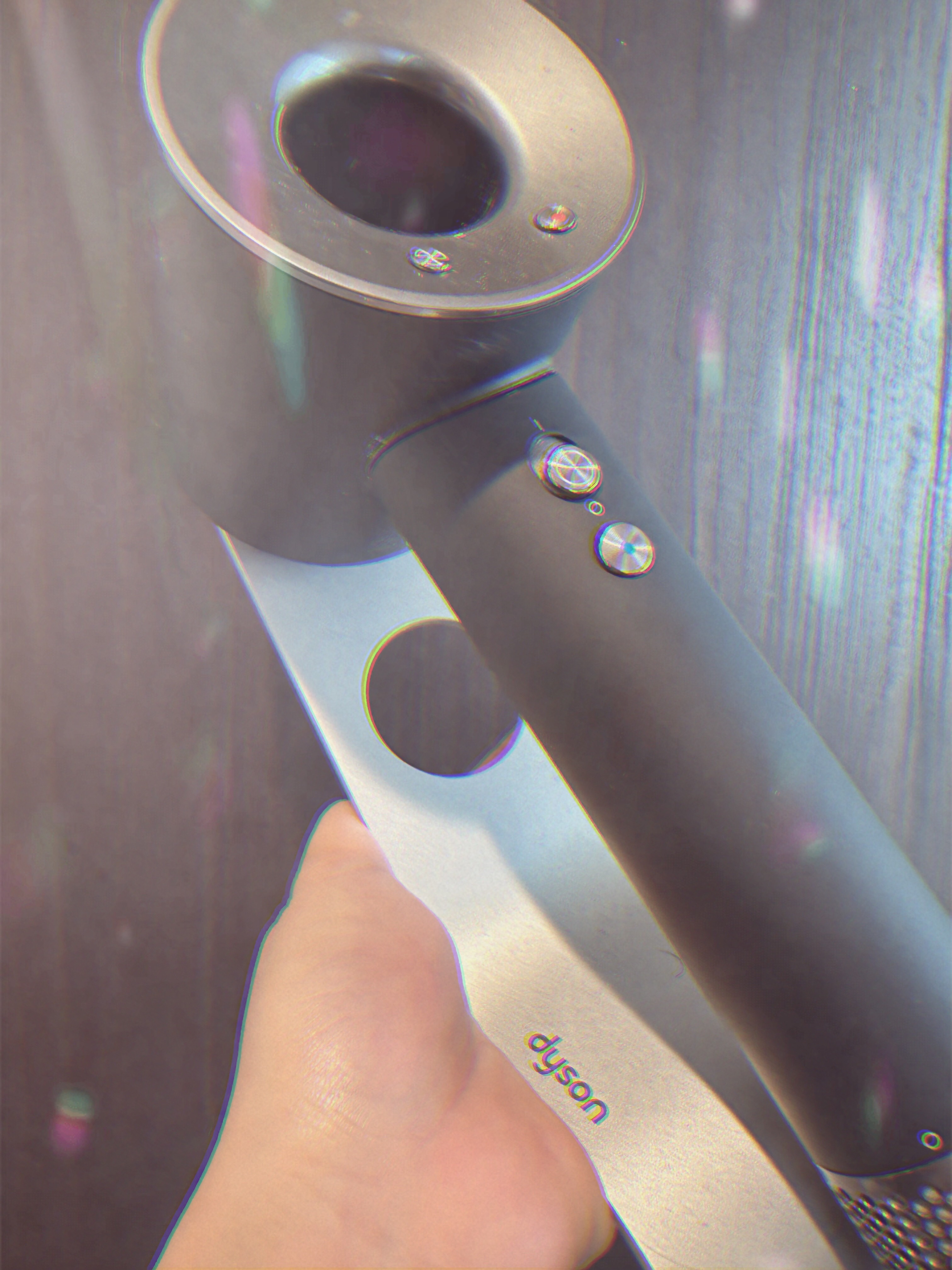 Dyson Supersonic Ionicヘアドライヤー ブラック／ニッケル/dyson/ドライヤーを使ったクチコミ（1枚目）