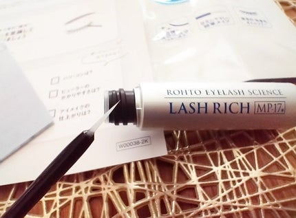 ラッシュリッチアイラッシュセラム/ロート製薬/まつげ美容液を使ったクチコミ(3枚目)