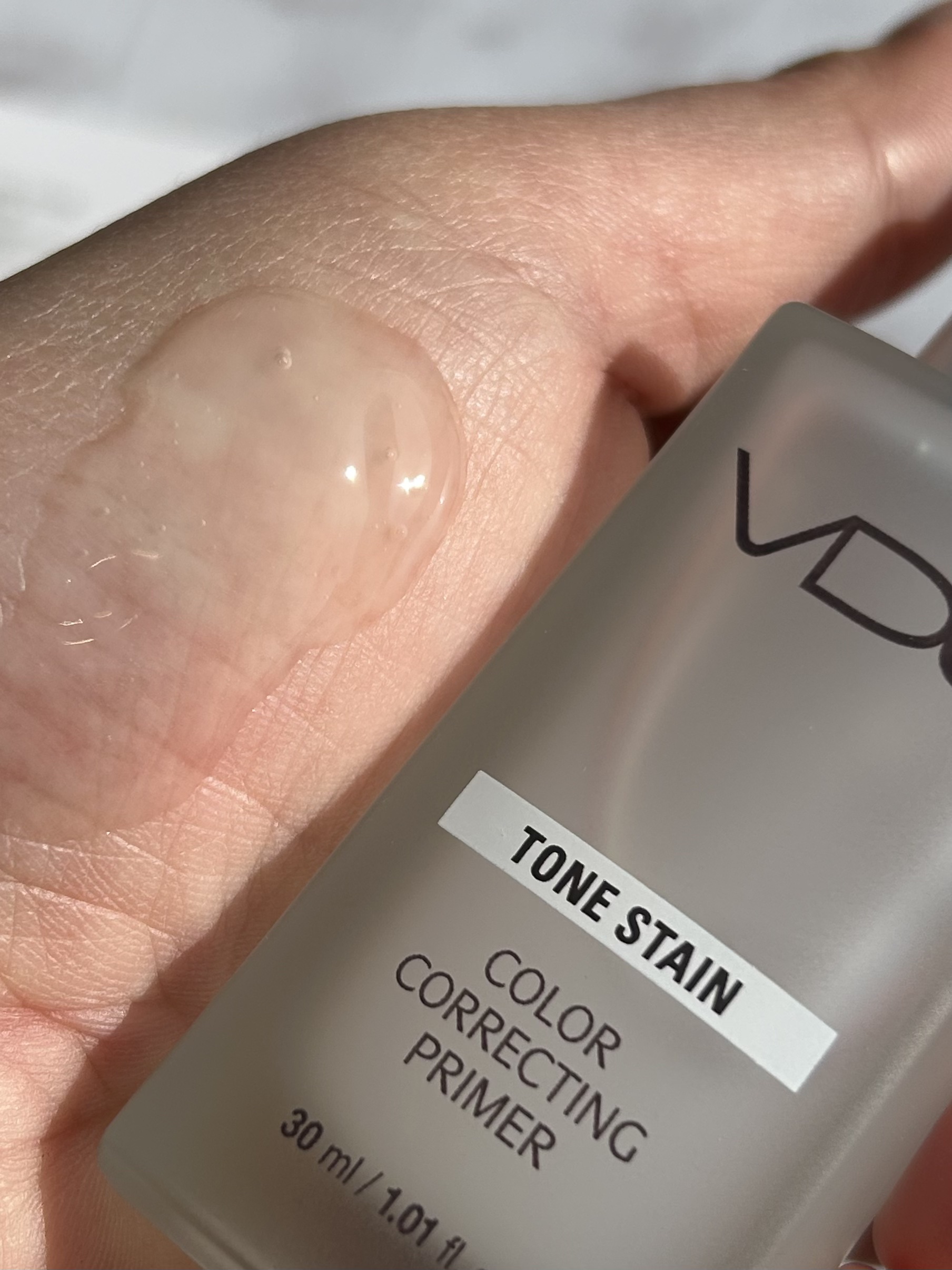 トーンステインカラーコレクティングプライマー/VDL/化粧下地を使ったクチコミ（3枚目）