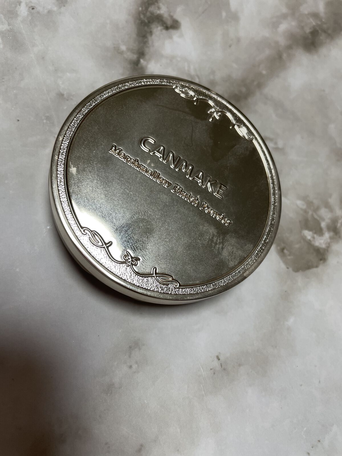 マシュマロフィニッシュパウダー　～Abloom～/キャンメイク/プレストパウダーを使ったクチコミ（1枚目）