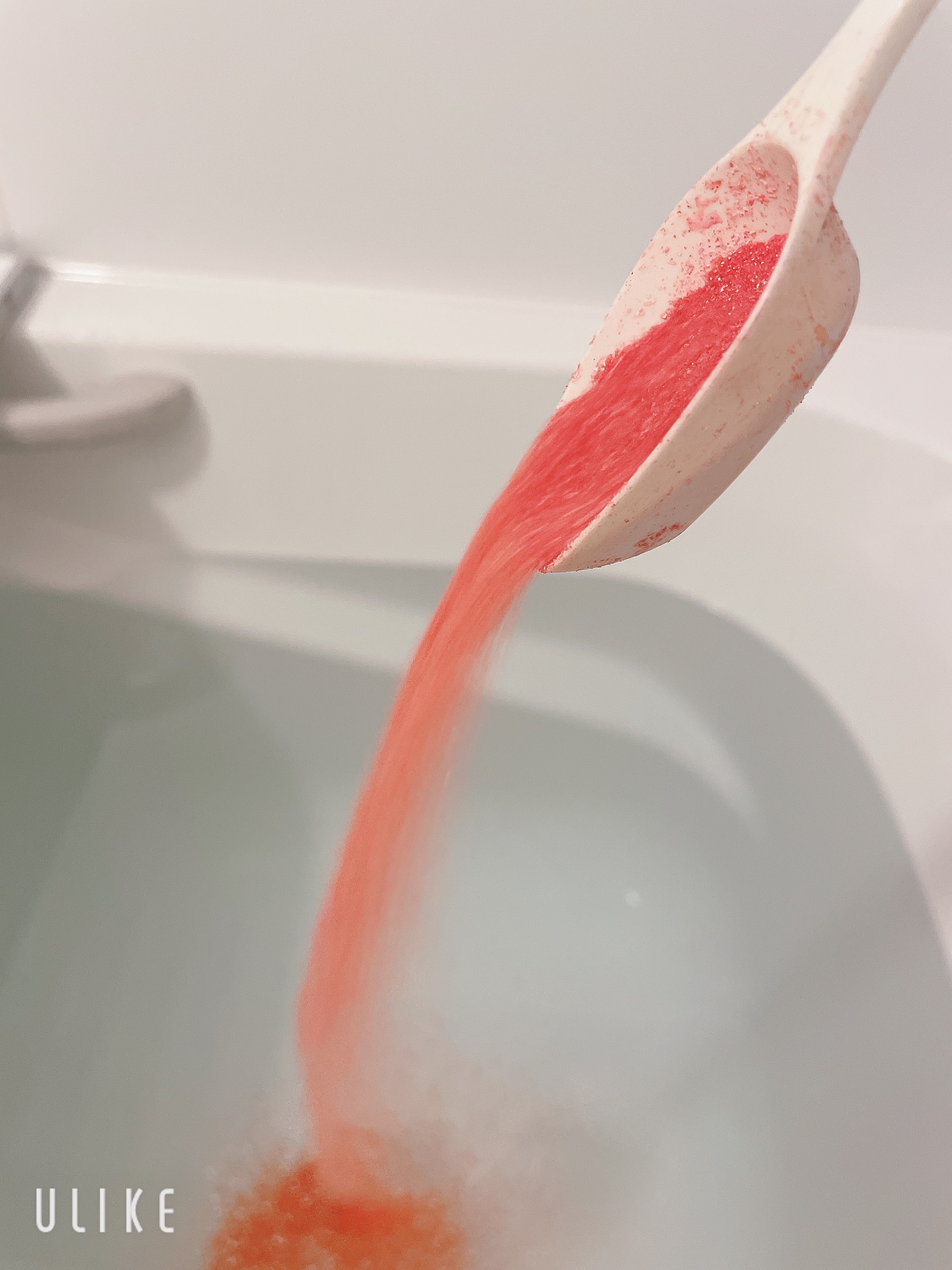 プラセンタ配合入浴料 パウチ400g/amproom/無機塩系入浴剤を使ったクチコミ（2枚目）