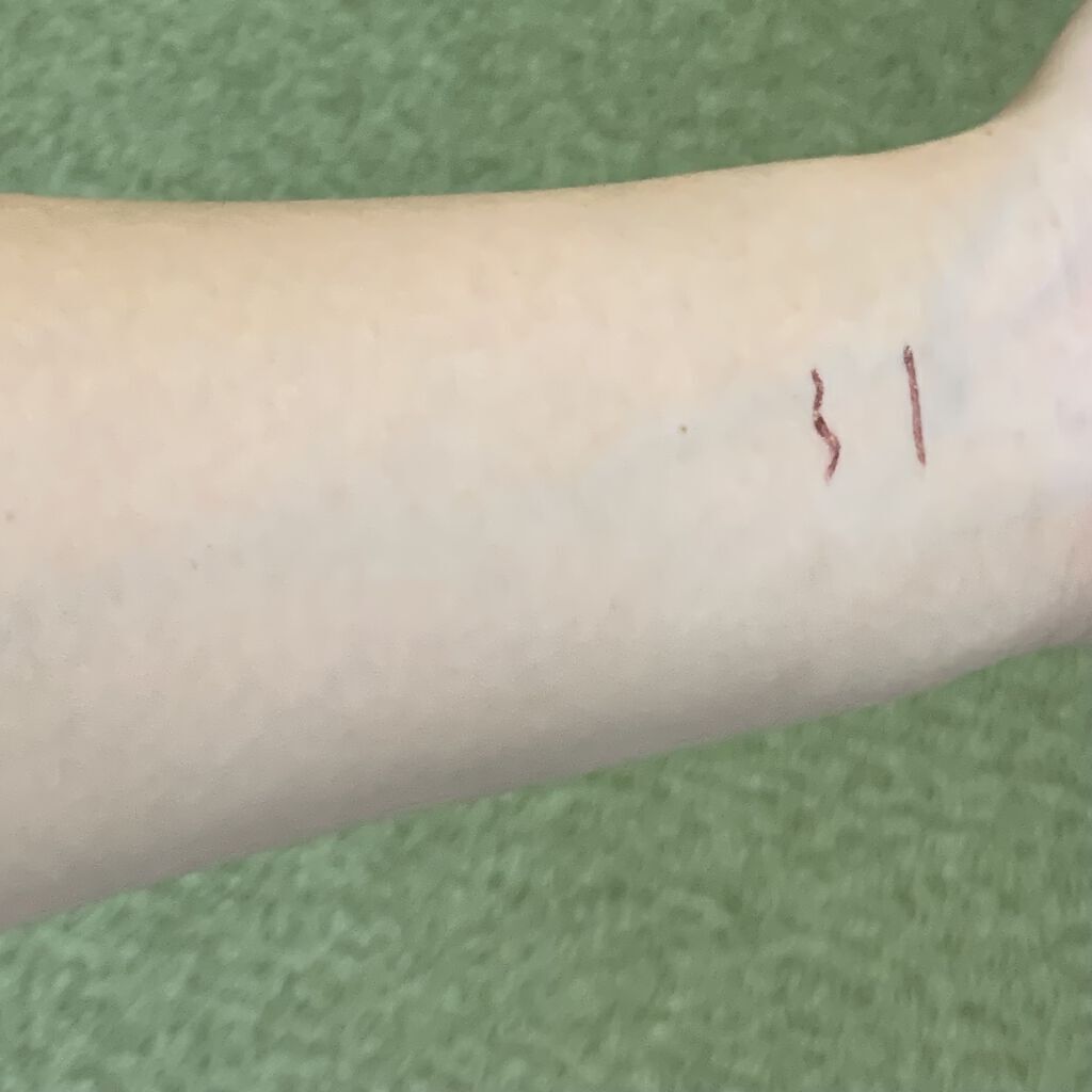 プレイフル リキッドアイライナー/BLEND BERRY/リキッドアイライナーを使ったクチコミ（2枚目）