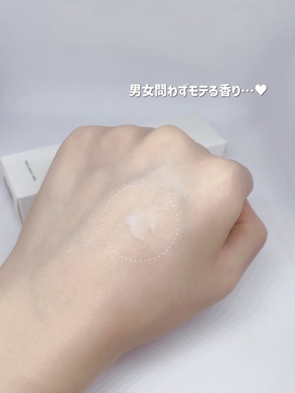 ソリッド パフューム ホワイトアプリコット/LUAFEE/練り香水を使ったクチコミ(3枚目)