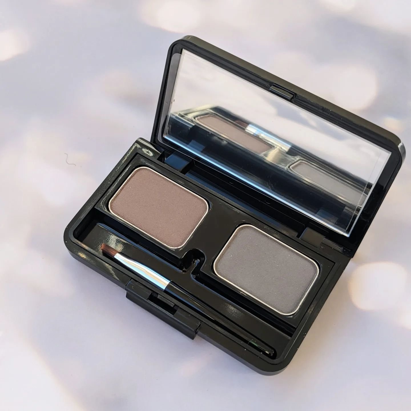 ビューステージ アイブロウパウダー ダーク/ビューステージ コスメティック/パウダーアイブロウを使ったクチコミ（2枚目）