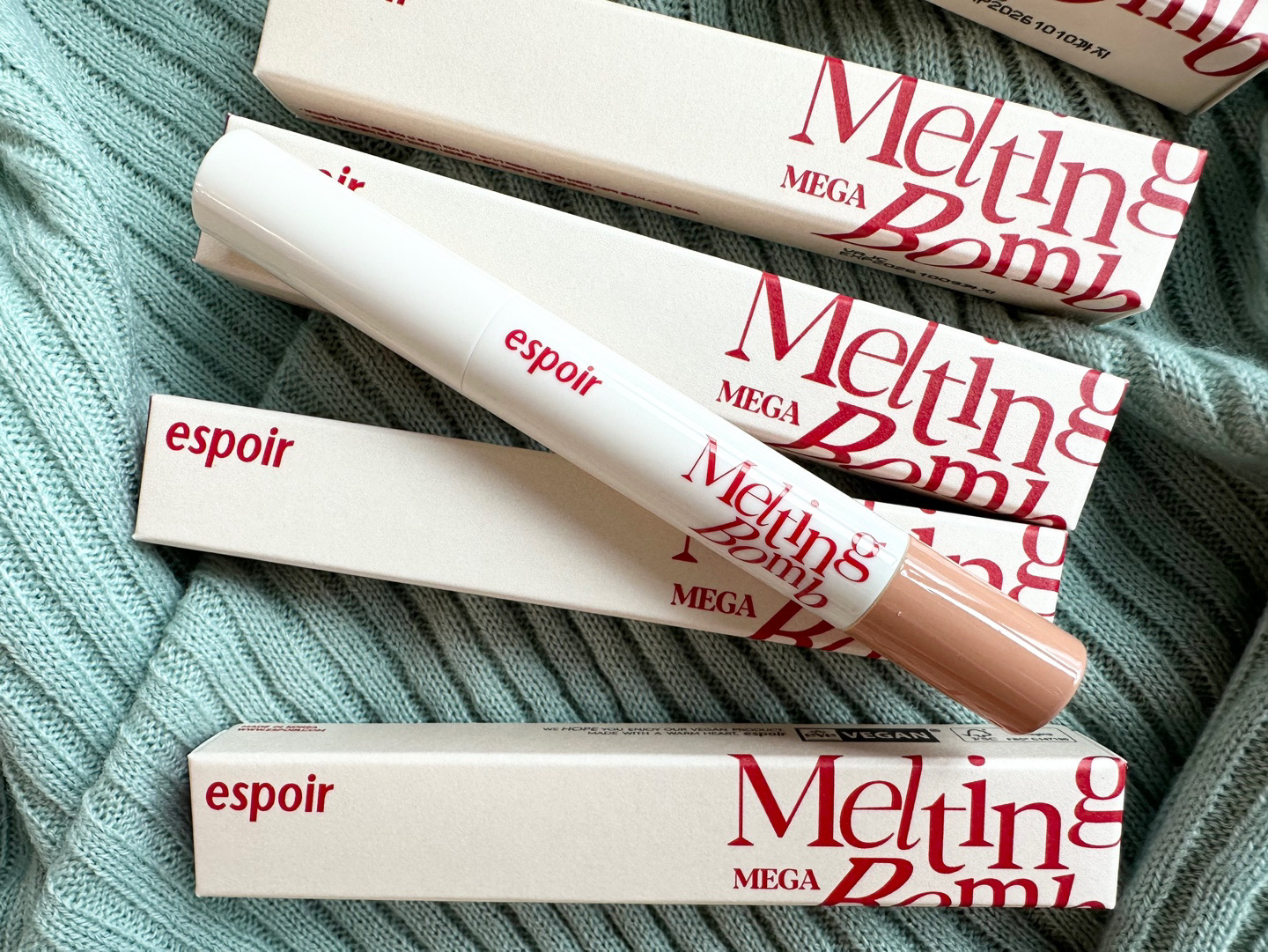 メガメルティングバーム 3号 フィーリングティプシー/espoir/リップライナーを使ったクチコミ（2枚目）