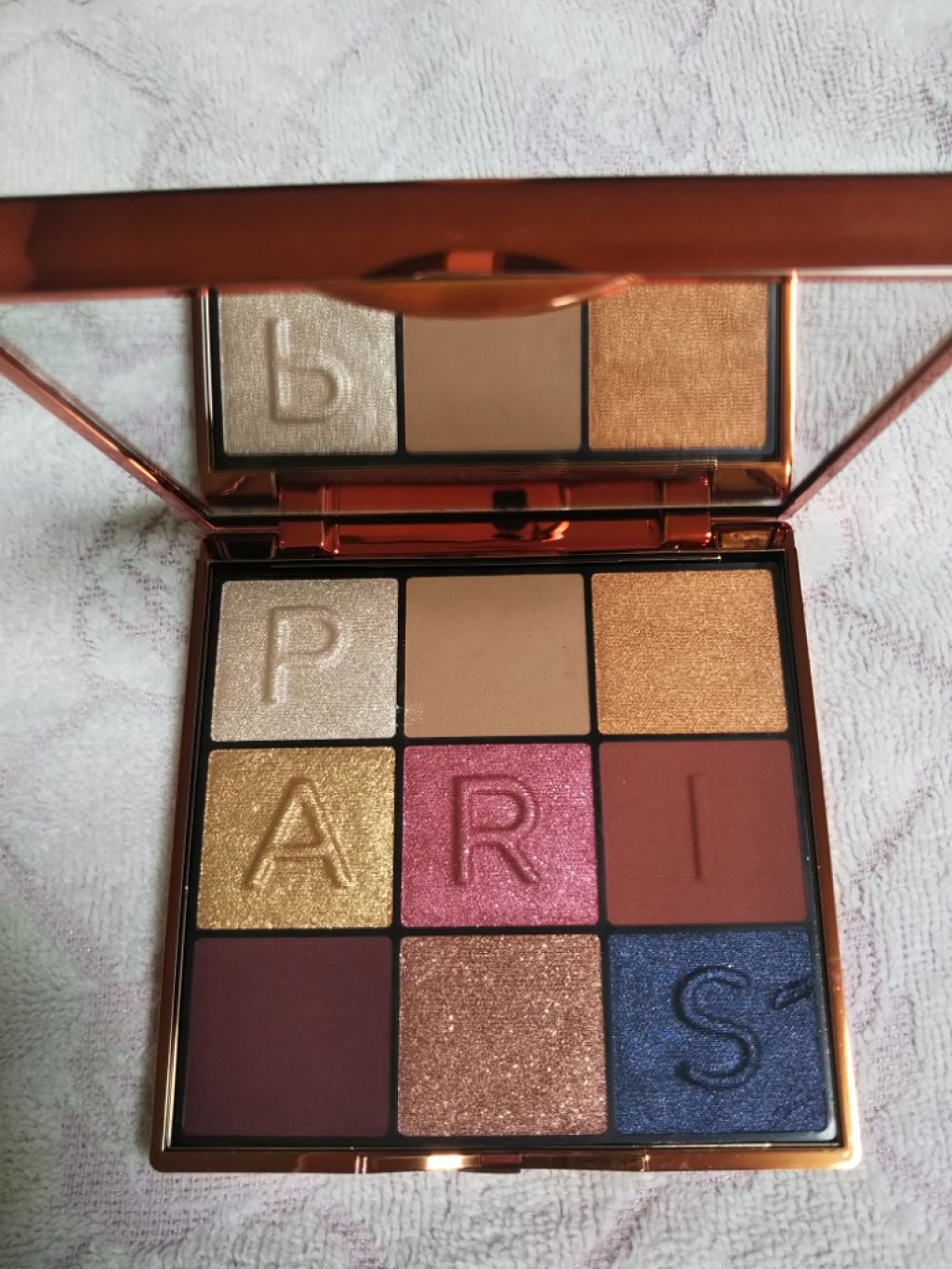 まちゃ on LIPS 「本日の購入品です。ロレアルパリエレクトリックナイトアイシャドウ..」(2枚目)