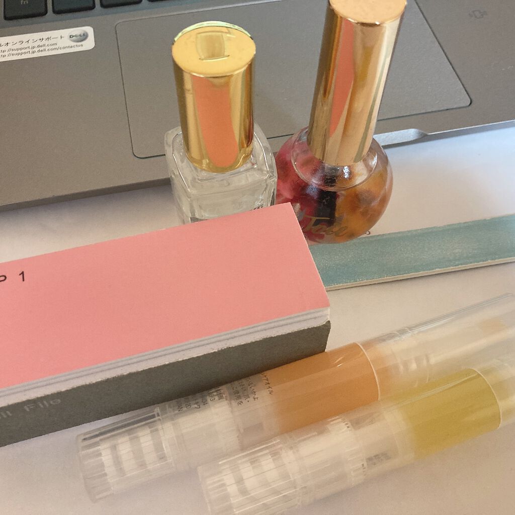 ジェルボリュームトップコート/キャンメイク/ネイルトップコートを使ったクチコミ(2枚目)