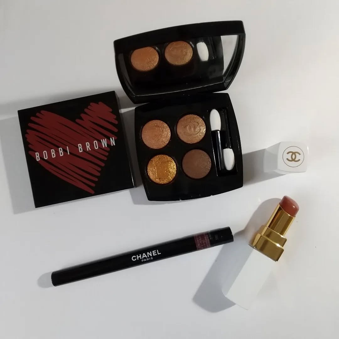 レ キャトル オンブル/CHANEL/アイシャドウパレットを使ったクチコミ(1枚目)