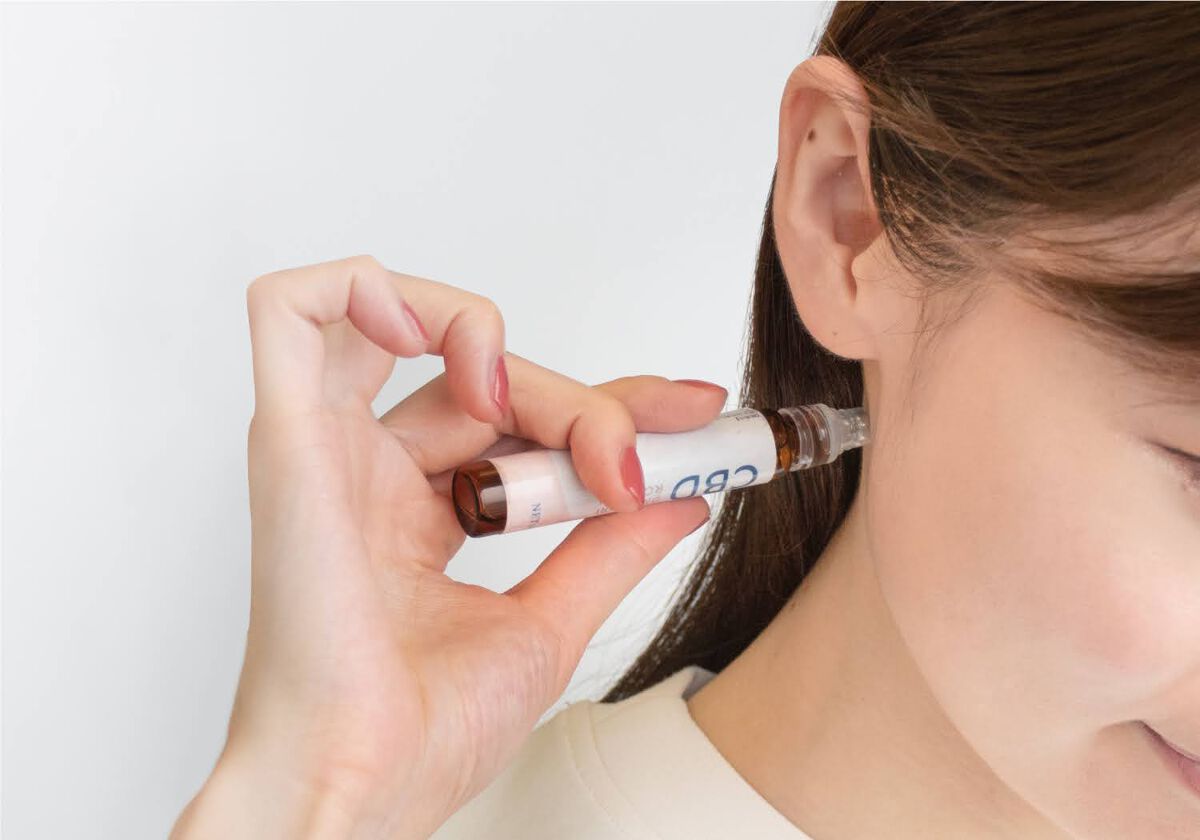 CBDおまもりロールオン withmoon