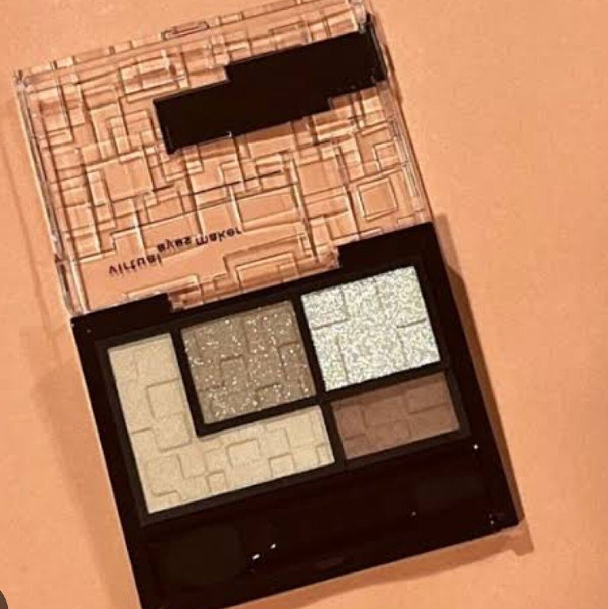 バーチャルアイズメイカー/KATE/アイシャドウパレットを使ったクチコミ（1枚目）