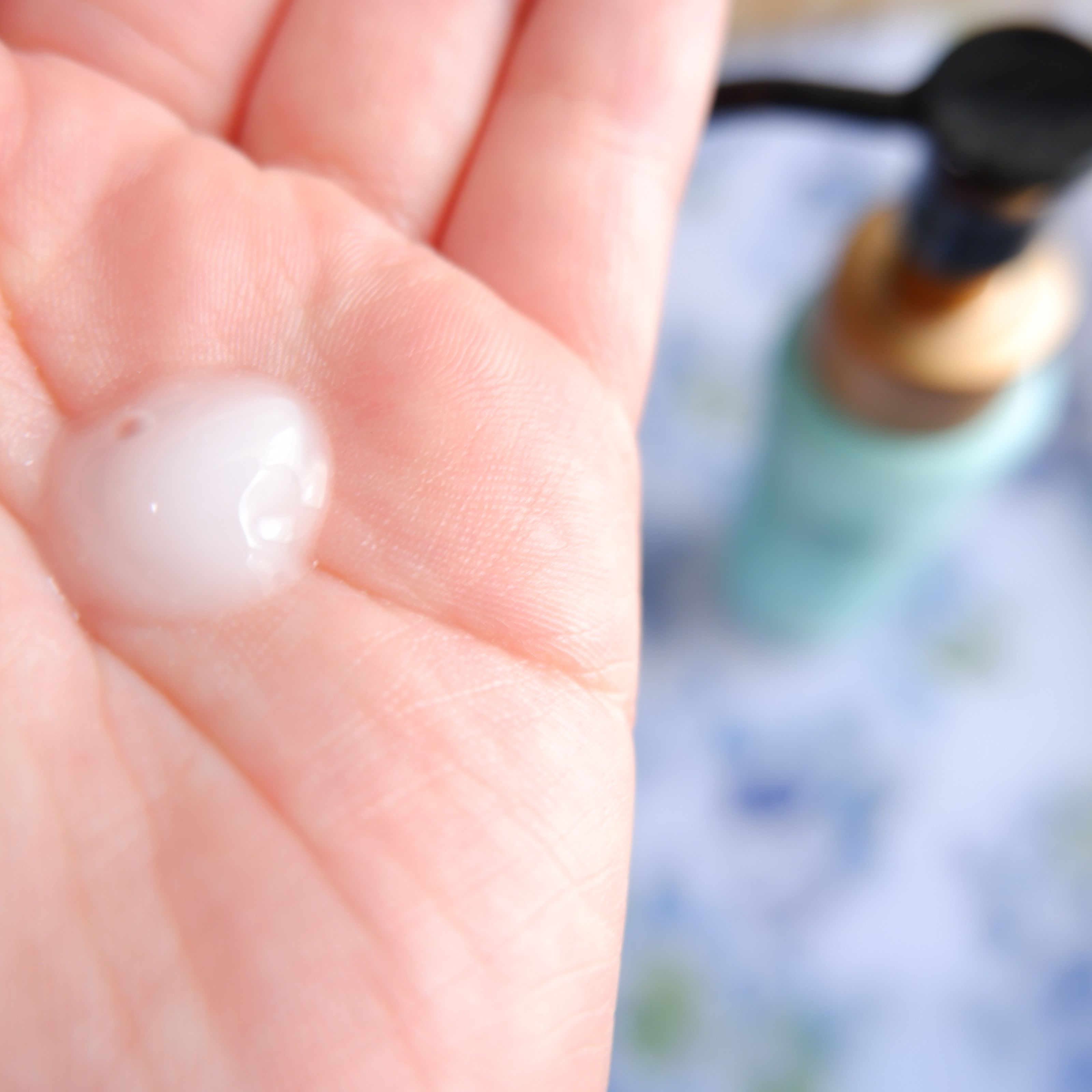 ミラクルズ うるおいブーストミルクウォーターセラム/パンテーン/アウトバストリートメントを使ったクチコミ（2枚目）