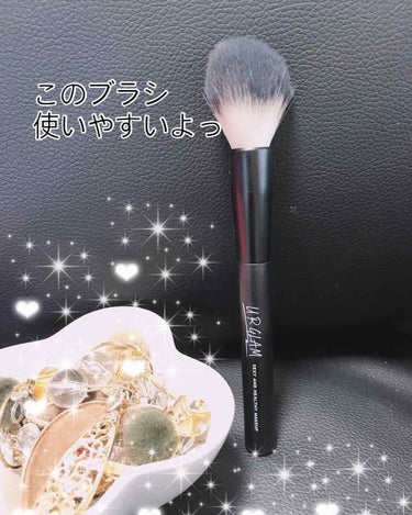 UR GLAM　FACE BRUSH/U R GLAM/メイクブラシを使ったクチコミ（1枚目）