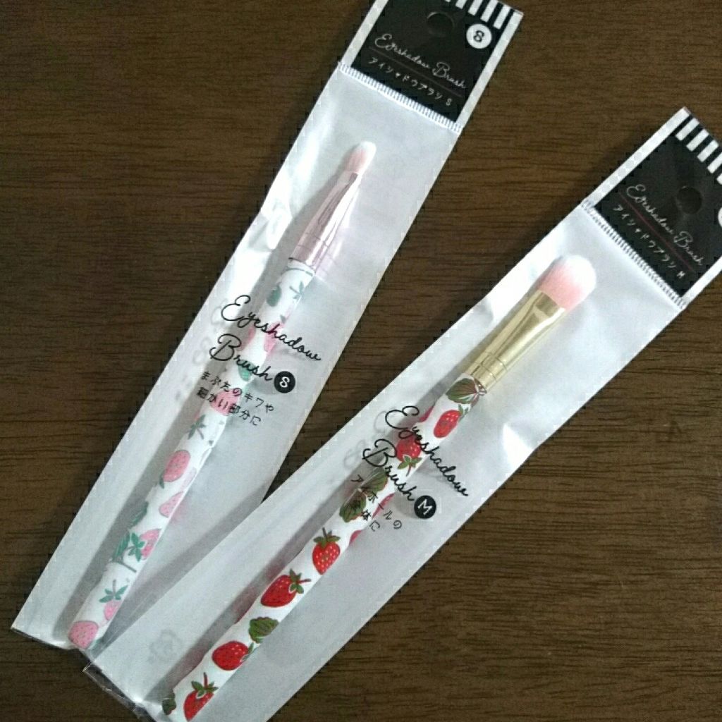 アイシャドウブラシ/キャンドゥ/メイクブラシを使ったクチコミ(3枚目)