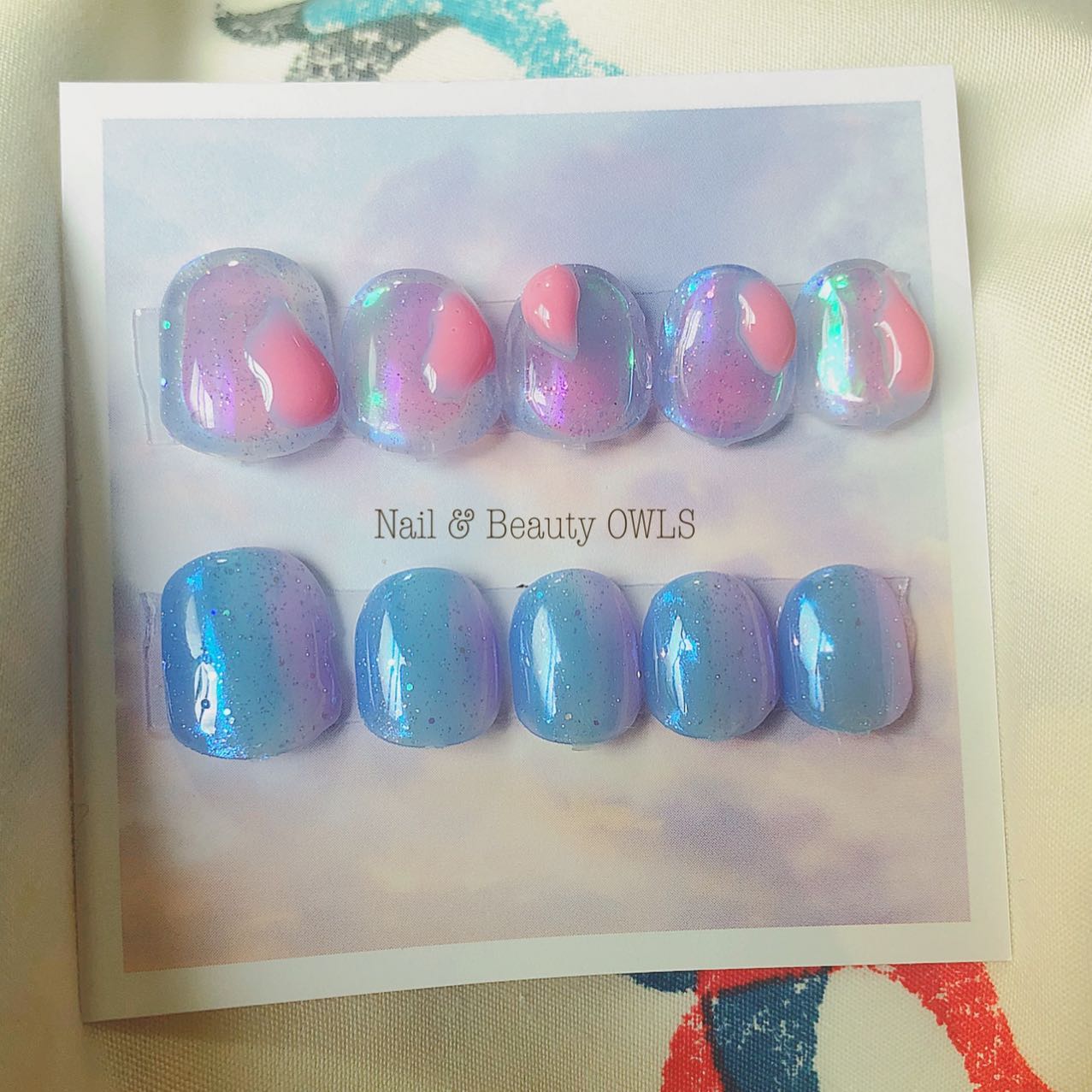 ぴよこれいと あうるす on LIPS 「URUURU🧊#ゆめかわネイル#カラフルネイル#colorfu..」(1枚目)