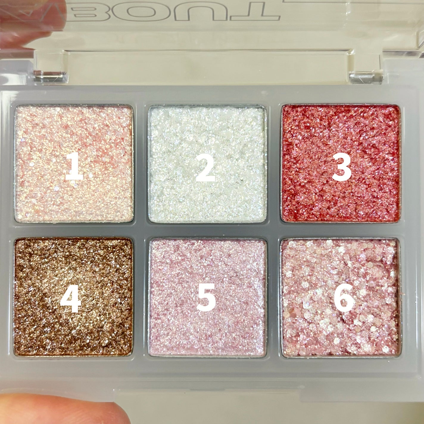 オーマイグリッターポップ/ABOUT TONE/アイシャドウパレットを使ったクチコミ(3枚目)