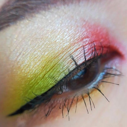 スモール アイシャドウ × 12 (ボタニック パニック)/M・A・C/アイシャドウパレットを使ったクチコミ(3枚目)