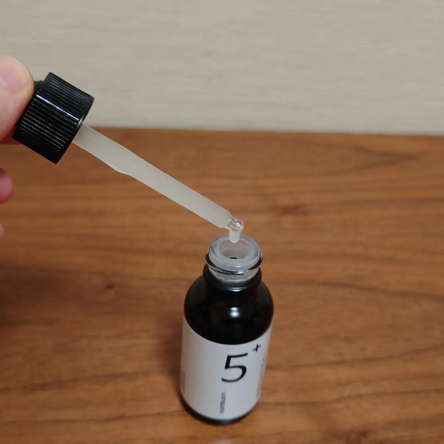 5番 白玉グルタチオンＣ美容液/numbuzin/美容液を使ったクチコミ（2枚目）