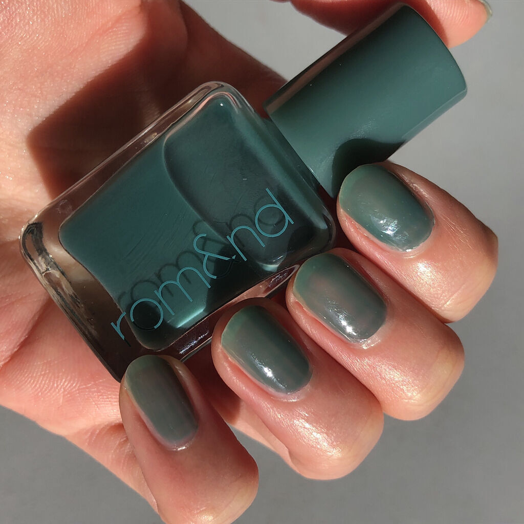 グラッシーネイルカラー/Laka/マニキュアを使ったクチコミ（2枚目）