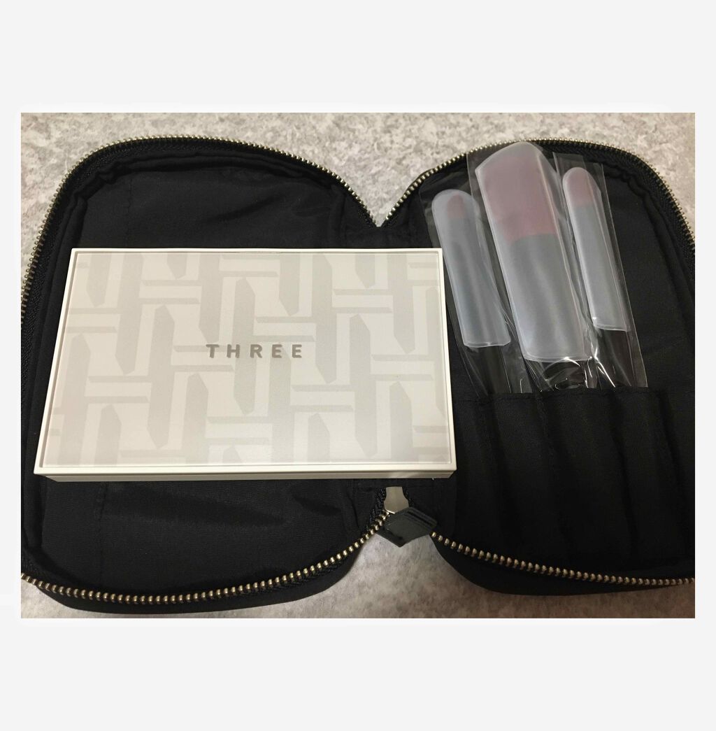 セレブレーションリベレーションパレット/THREE/メイクアップキットを使ったクチコミ(2枚目)