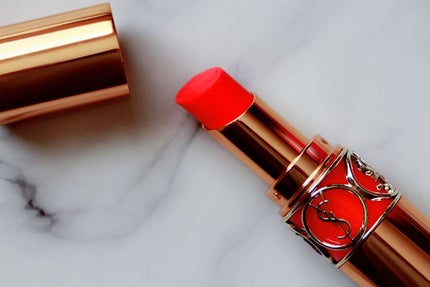 ルージュ ヴォリュプテ シャイン/YVES SAINT LAURENT BEAUTE/口紅を使ったクチコミ(3枚目)