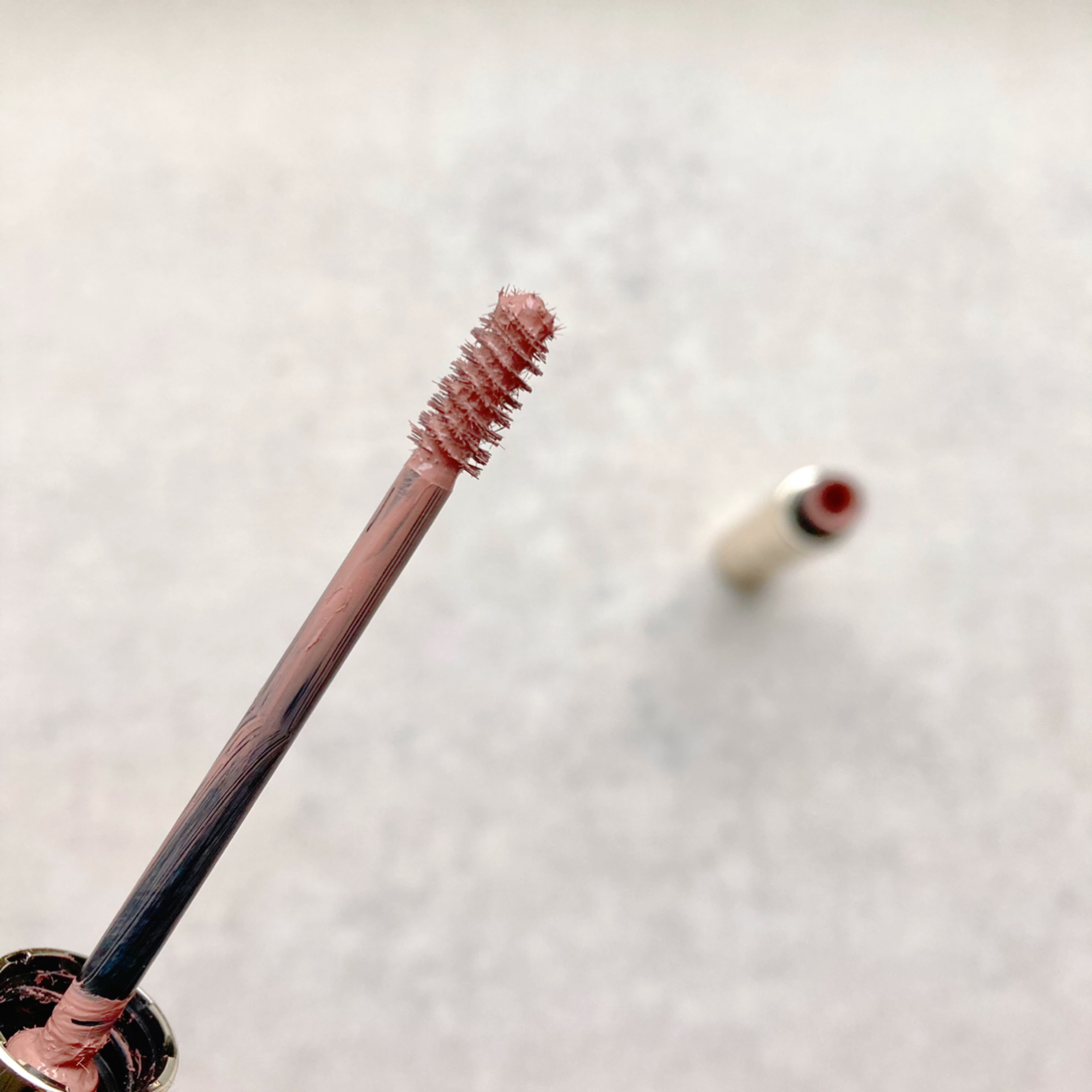 エレガンス フロッキー アイブロウ マスカラ/Elégance/眉マスカラを使ったクチコミ（3枚目）