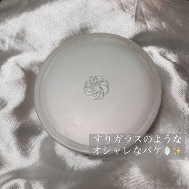 ＡＱ　オーラ リフレクター 01 crystal lavender 澄み渡る空気のように静謐な印象/DECORTÉ/プレストパウダーを使ったクチコミ（3枚目）