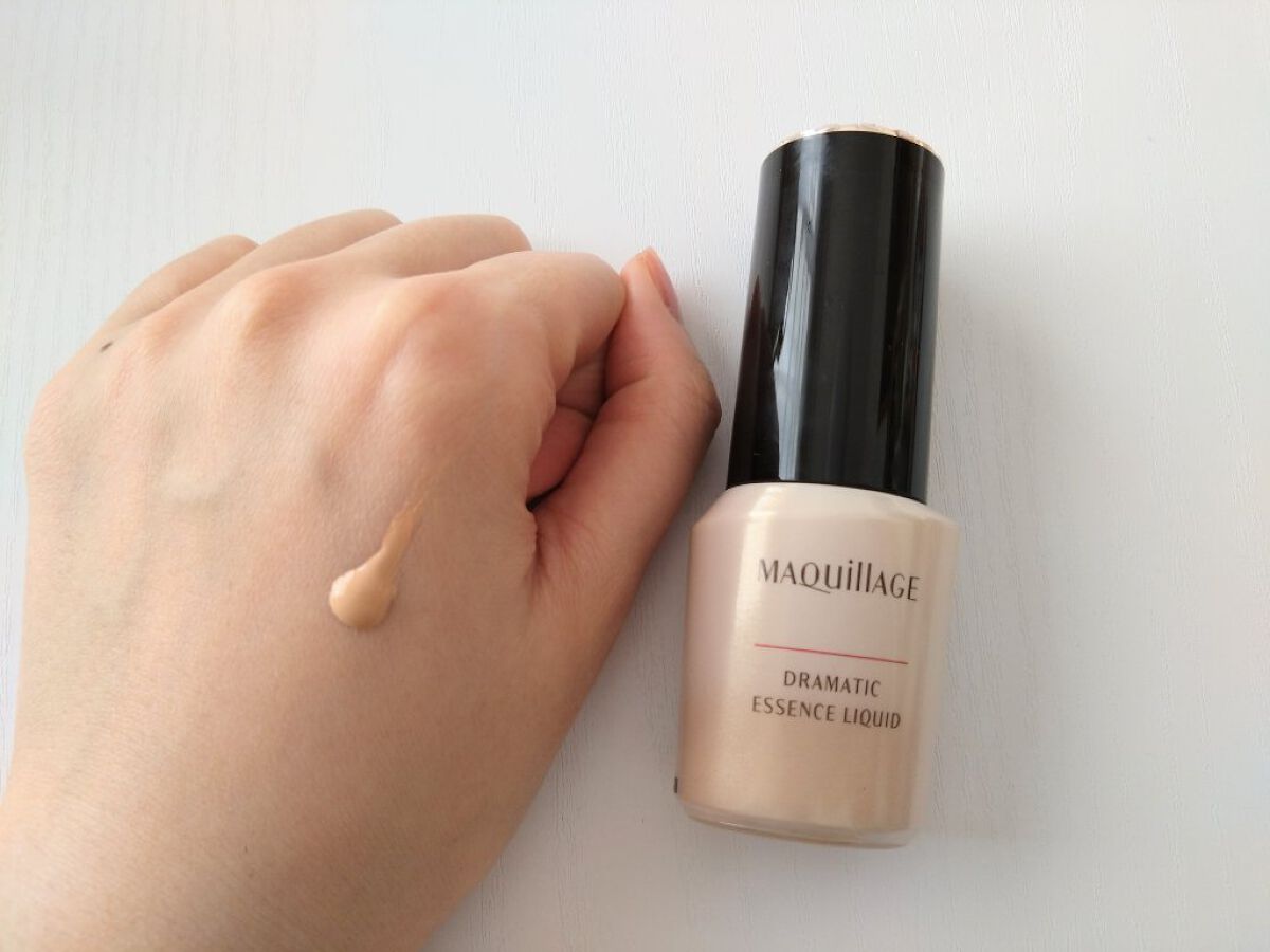 ドラマティックエッセンスリキッド ソフトベージュ10/マキアージュ/リキッドファンデーションを使ったクチコミ（1枚目）