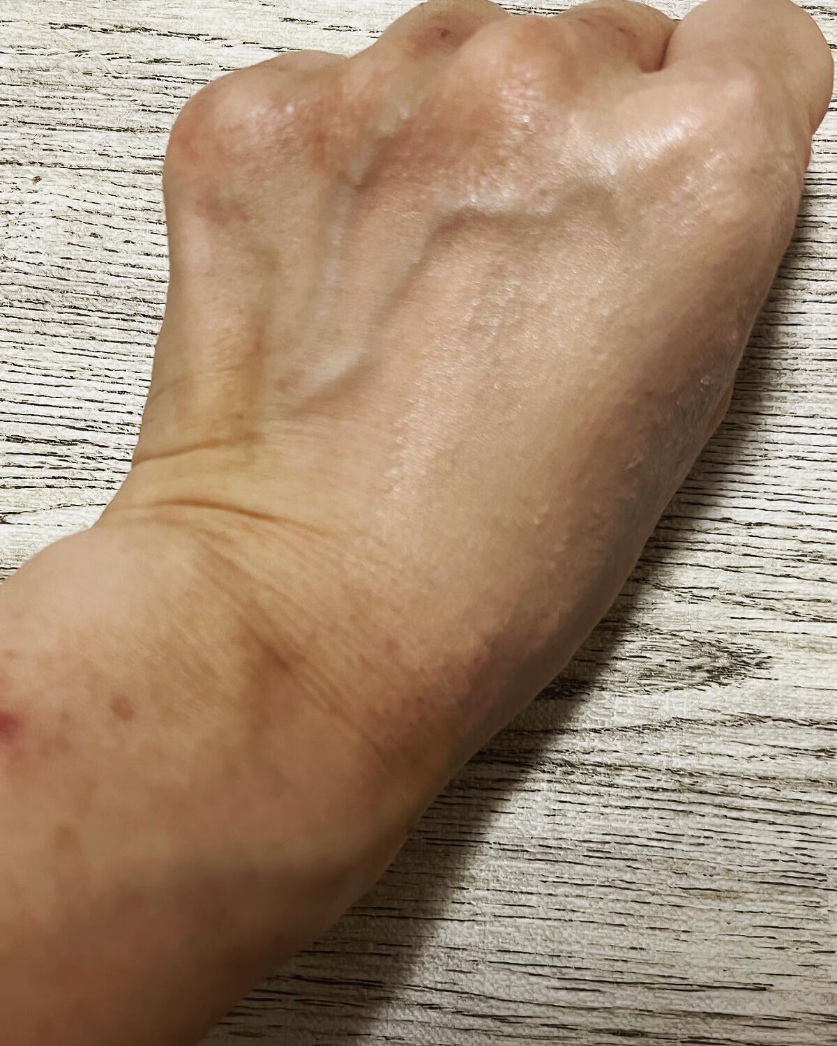 モイストラボ BBエッセンスクリーム/Moist Labo/BBクリームを使ったクチコミ(4枚目)