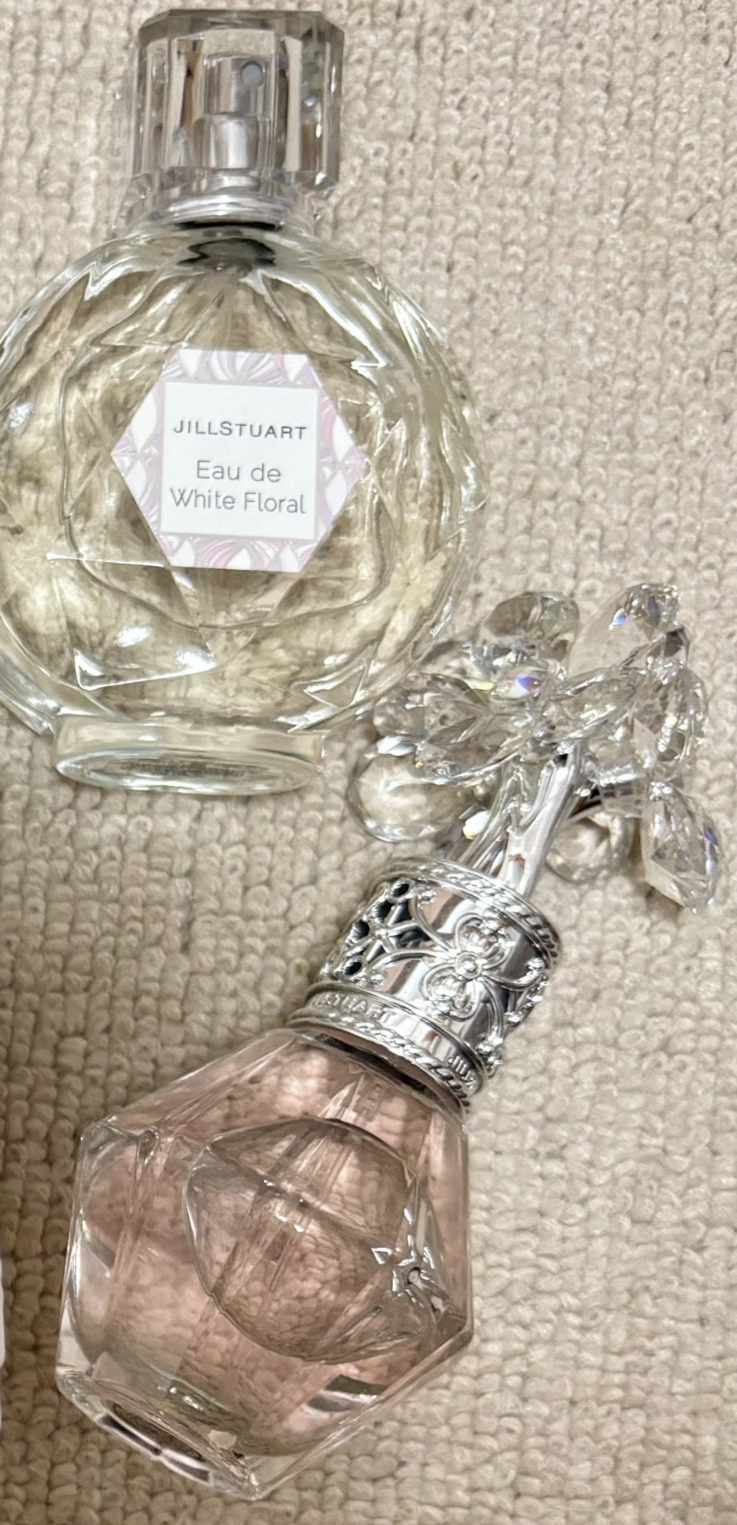 ジルスチュアート オード ホワイトフローラル/JILL STUART/香水(レディース)を使ったクチコミ（1枚目）