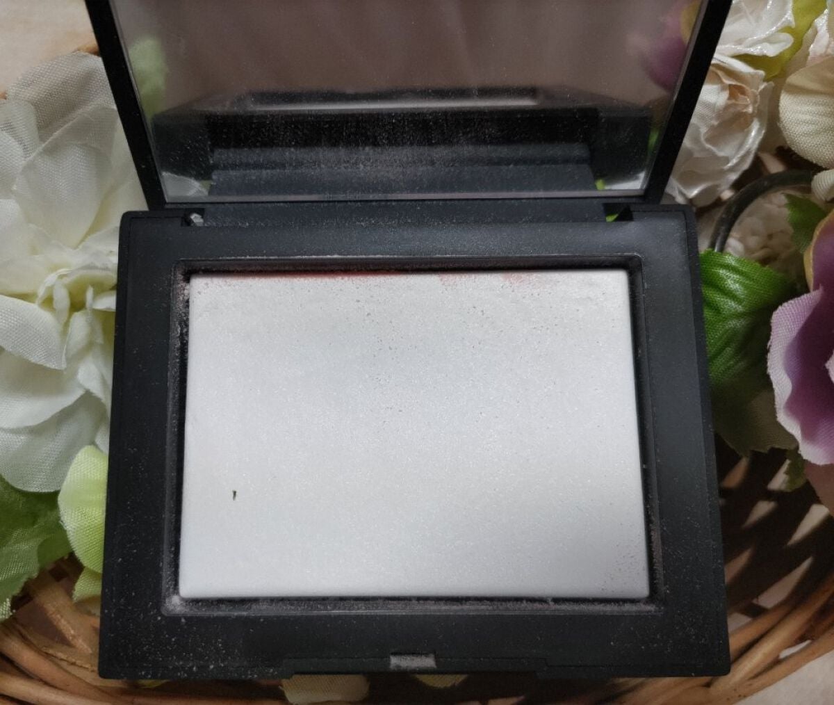 ライトリフレクティングセッティングパウダー プレスト N/NARS/プレストパウダーを使ったクチコミ(2枚目)