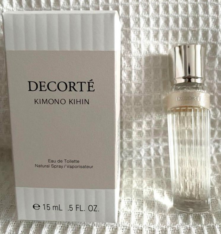キモノ　キヒン　オードトワレ/DECORTÉ/香水(レディース)を使ったクチコミ（1枚目）