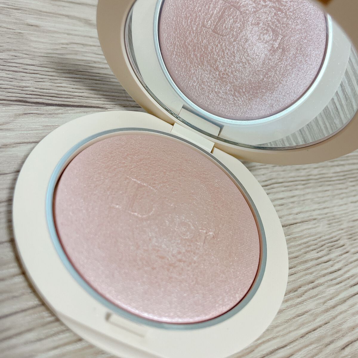 ディオールスキン フォーエヴァー クチュール ルミナイザー/Dior/プレストパウダーを使ったクチコミ(1枚目)