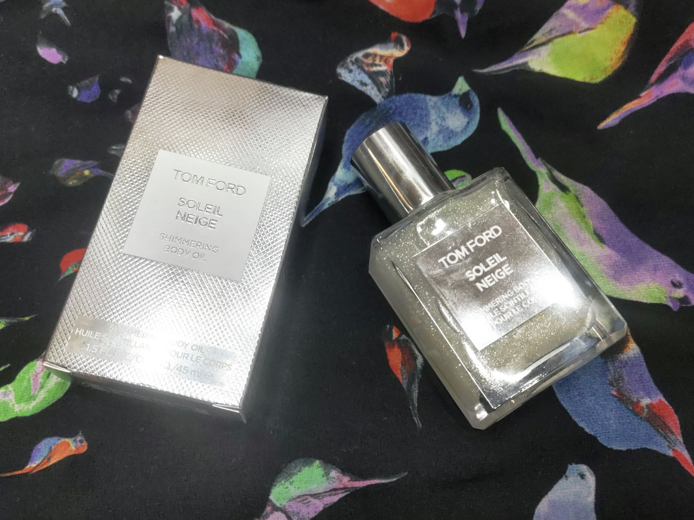 ソレイユ ネージュ シマリング ボディ オイル 45ml / TOM FORD ソレイユ ネージュ シマリング ボディ オイル 45ml / TOM FORD