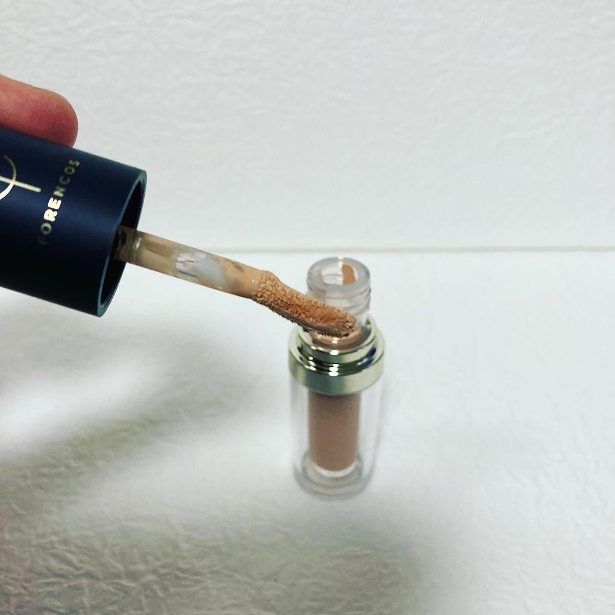 タトゥーウォータープルーフスカーコンシーラー/フォレンコス/リキッドコンシーラーを使ったクチコミ（2枚目）