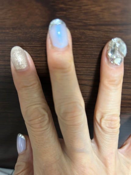 ひふみレイキ💫フォロバ♾️ on LIPS 「#秋の自分磨きレシピ花嫁の母ネイルはサムシングブルー🩵娘の結婚..」(5枚目)