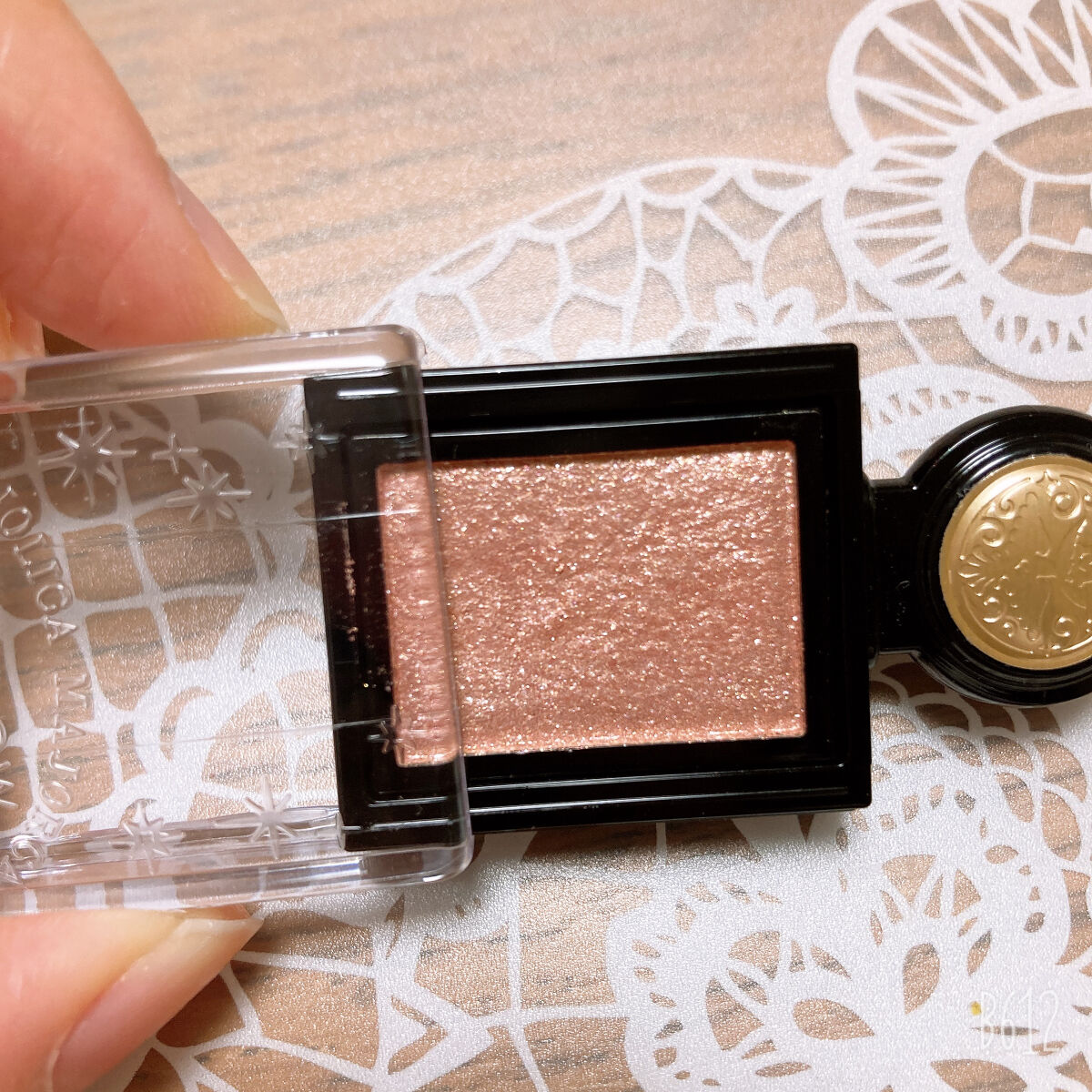 シャドーカスタマイズ (フローティング) BR701 花言葉/MAJOLICA MAJORCA/単色アイシャドウを使ったクチコミ（2枚目）