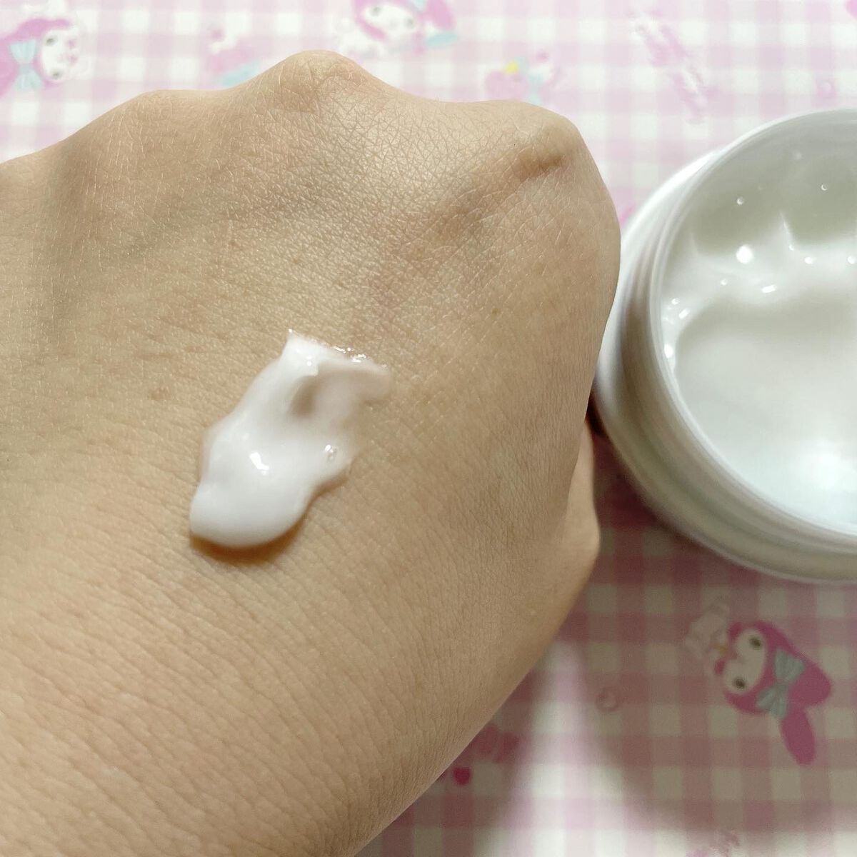 パーフェクトワン 薬用ホワイトニングジェル/パーフェクトワン/オールインワン化粧品を使ったクチコミ(4枚目)