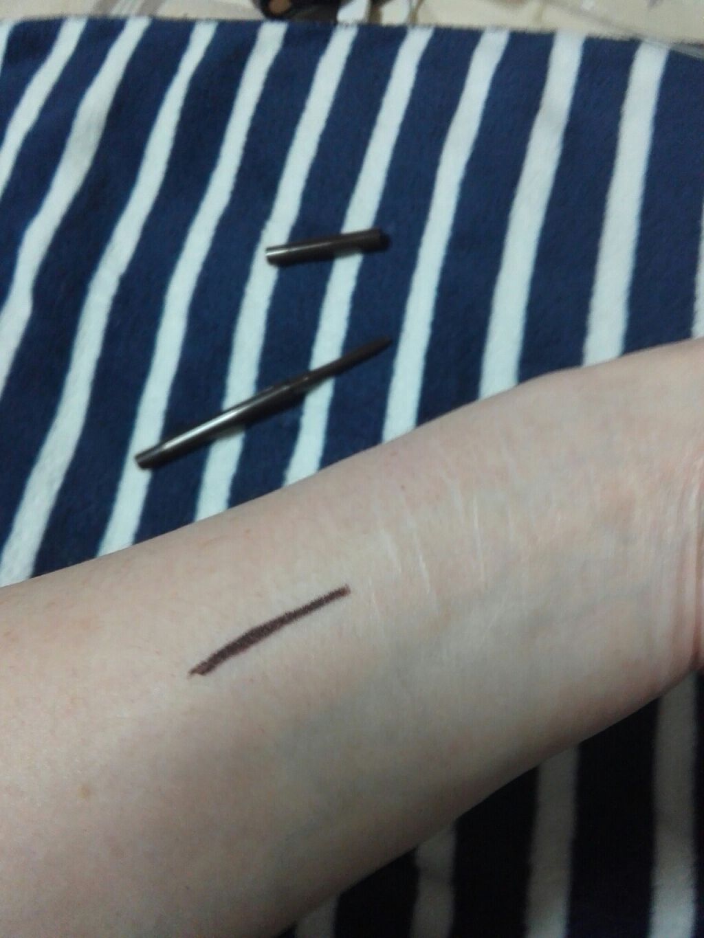 スーパーフィットジェルライナー/D-UP/ジェルアイライナーを使ったクチコミ（3枚目）