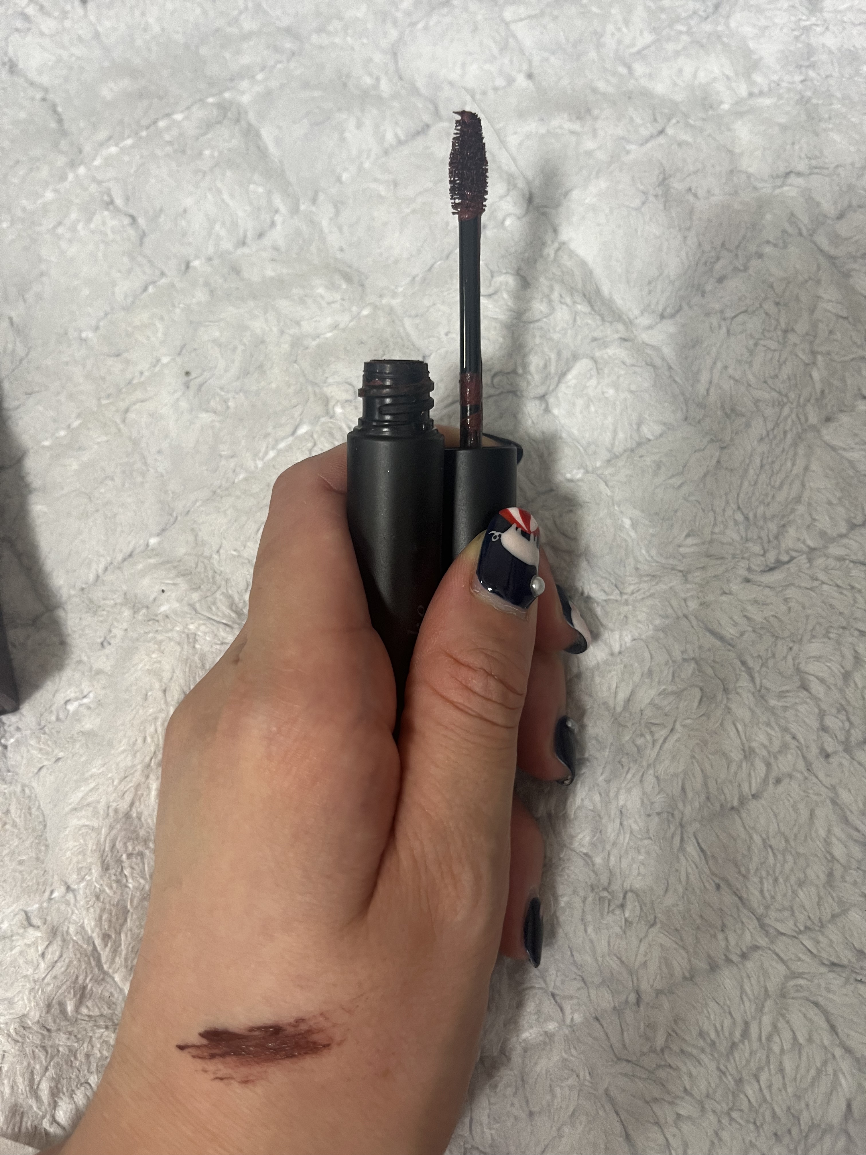 セルヴォーク インディケイトアイブロウマスカラ C 〈C〉02 ハバネロ/Celvoke/眉マスカラを使ったクチコミ（1枚目）