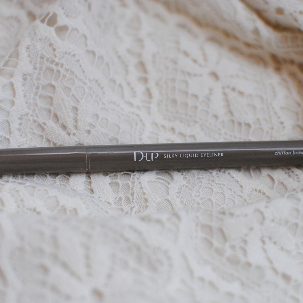 シルキーリキッドアイライナーWP/D-UP/リキッドアイライナーを使ったクチコミ(1枚目)