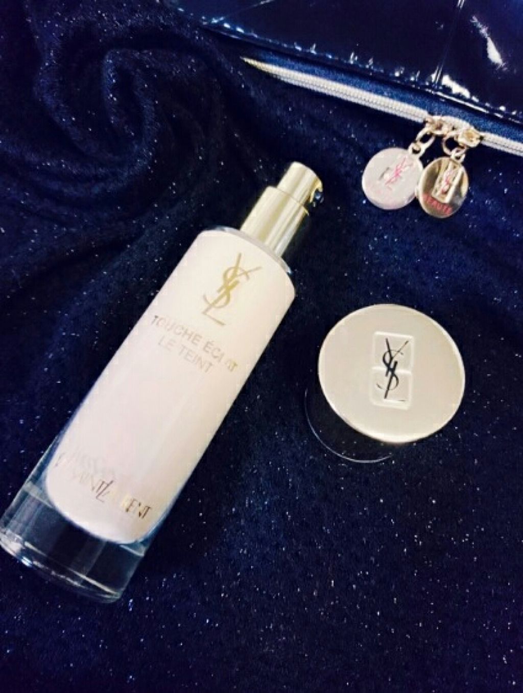 タン ラディアント タッチ エクラ/YVES SAINT LAURENT BEAUTE/リキッドファンデーションを使ったクチコミ(1枚目)