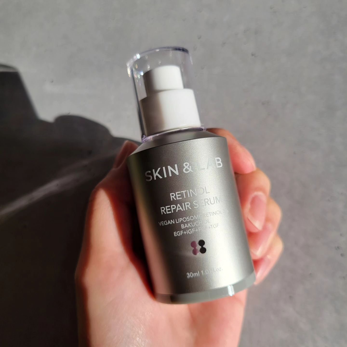 ヴィーガンリポソームレチノールセラム/SKIN&LAB/美容液を使ったクチコミ（2枚目）