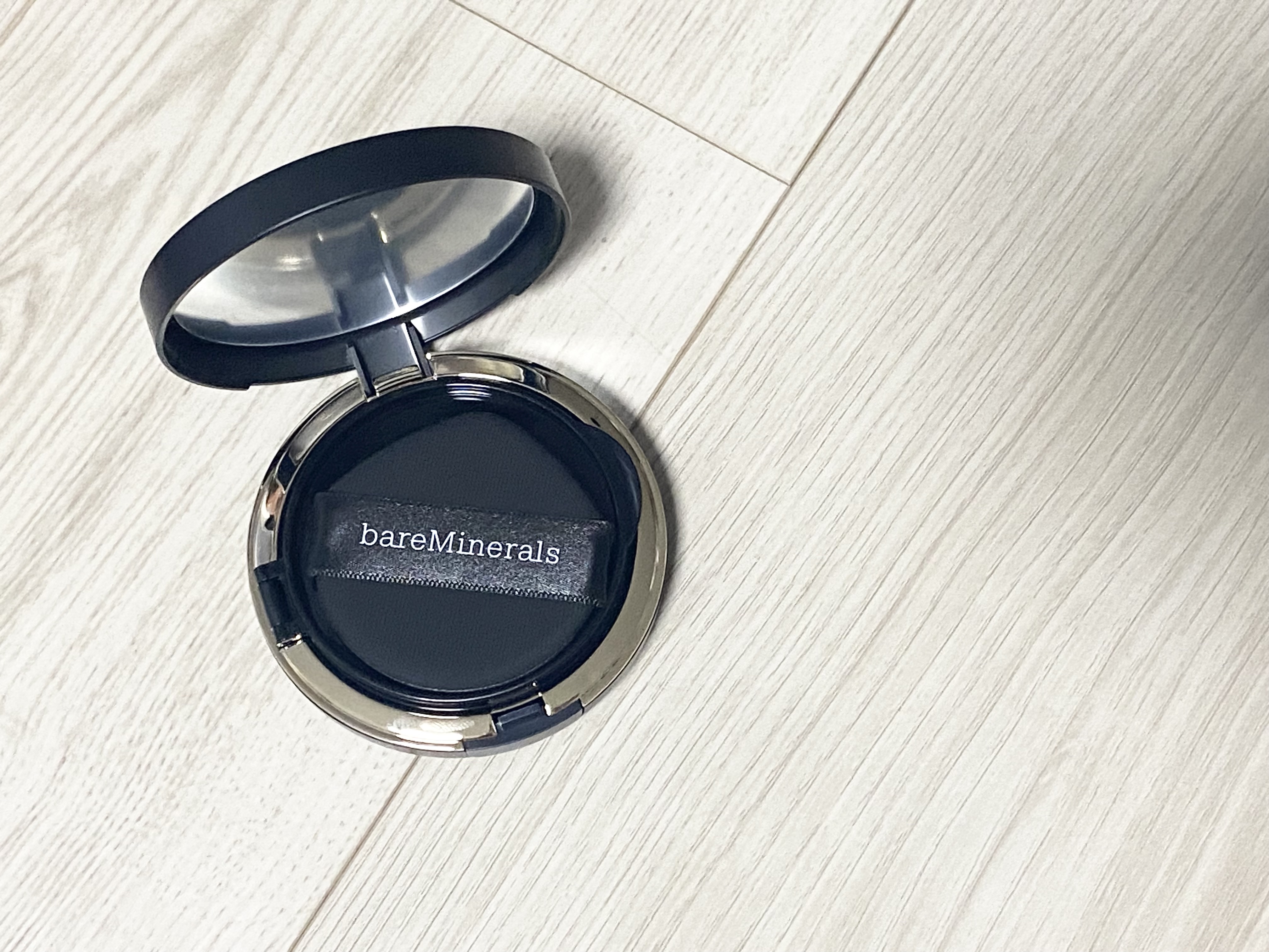 オリジナル ピュア セラム カバーアップ クッション/bareMinerals/クッションファンデーションを使ったクチコミ（3枚目）